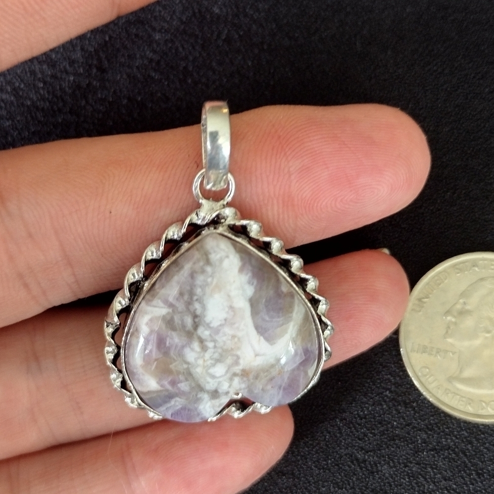 Silver And Stone Heart Pendant - Picture 7 of 9